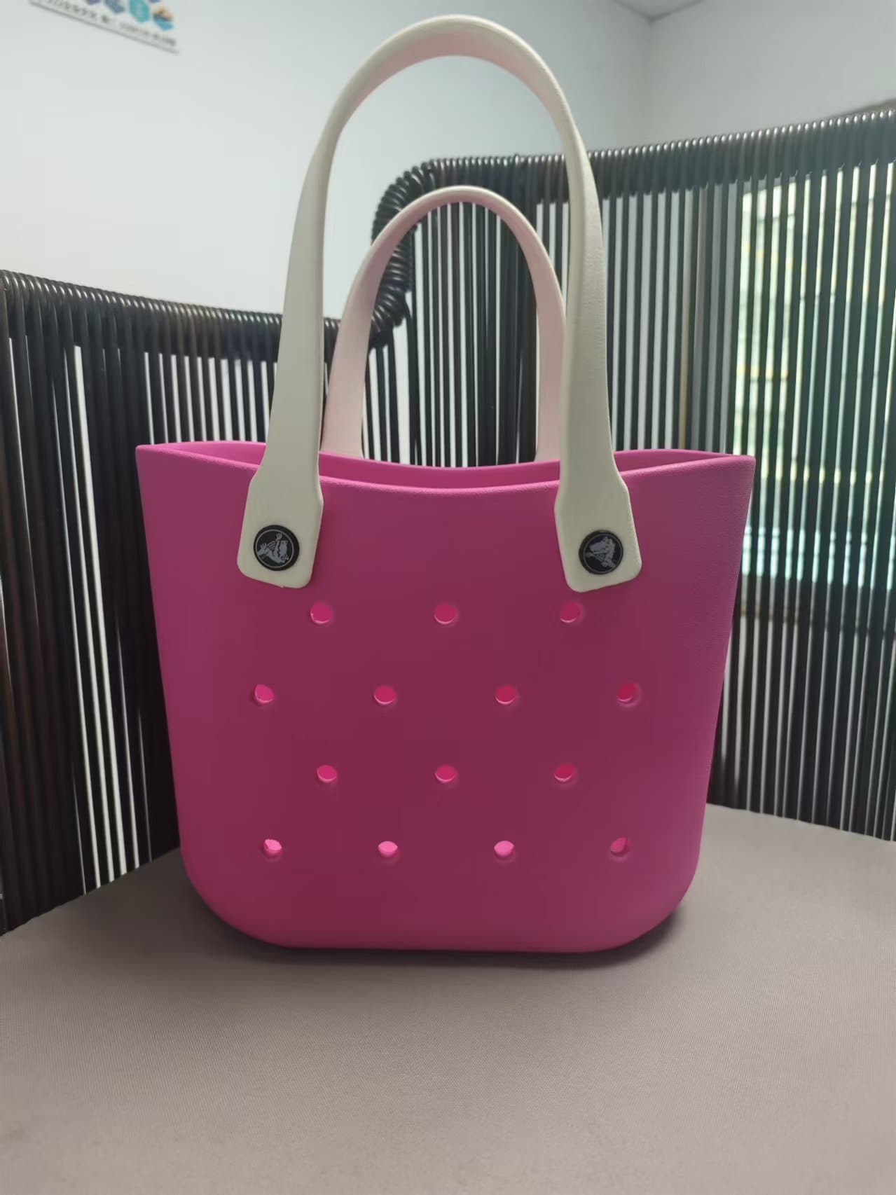 ミニバッグ かわいい飾りピンミニバッグ