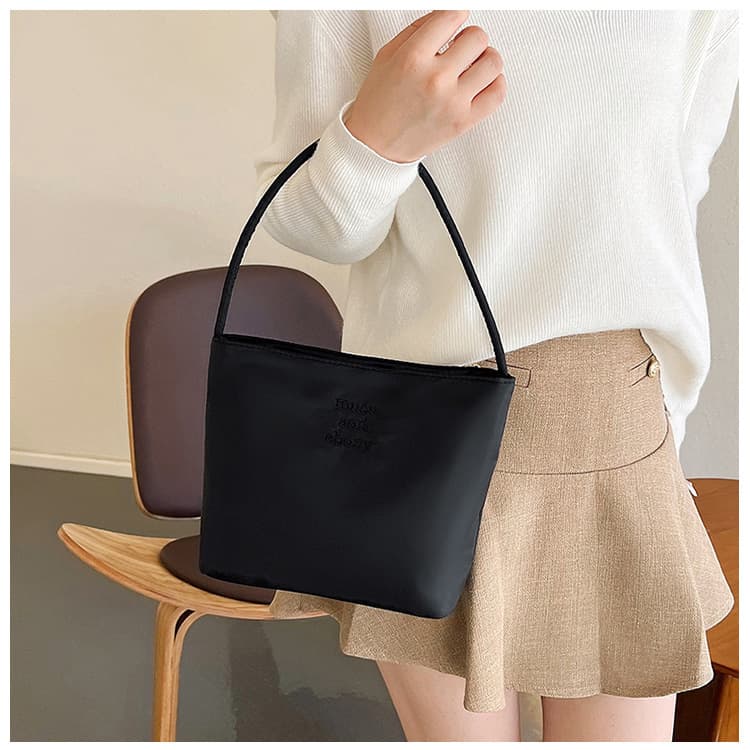 ミニバッグ ミニバッグ シンプル刺繍ミニトートバッグ