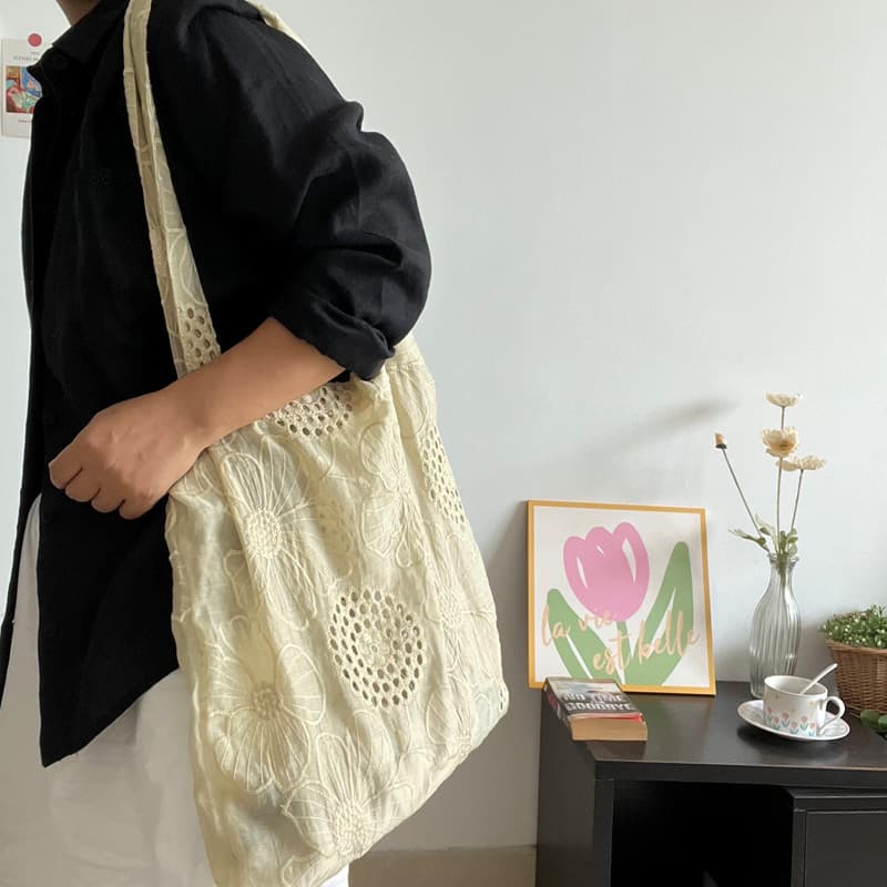 ミニバッグ 花刺繍レース手提げミニバッグ