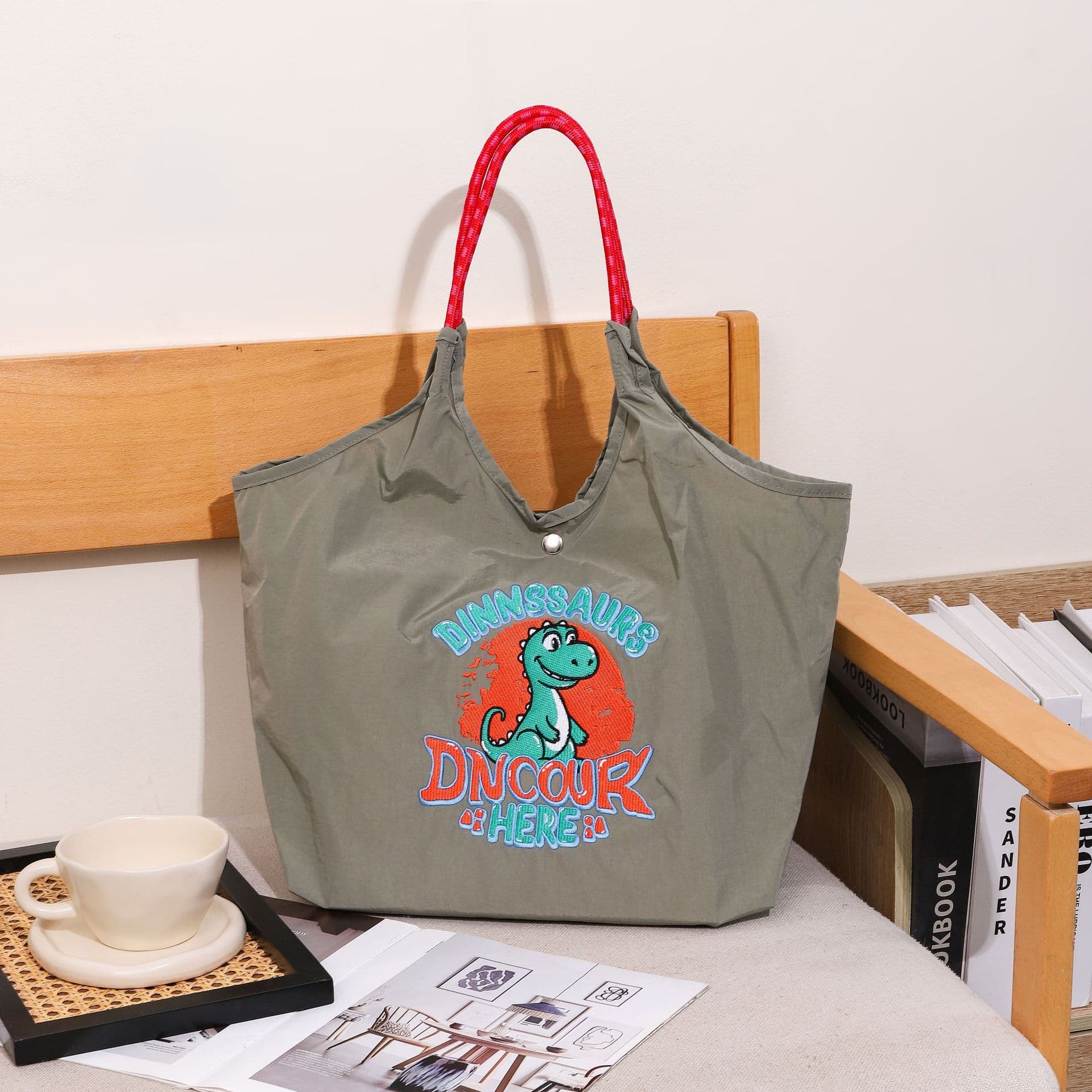 ミニバッグ ミニバッグ 恐竜キャラクター刺繍ミニトートバッグ